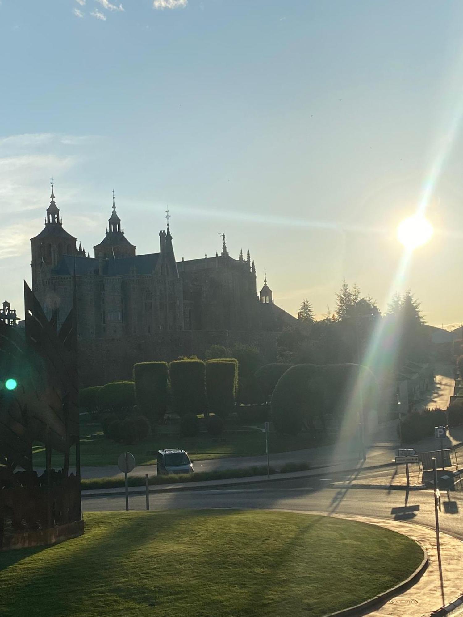 Astorga Suites Extérieur photo